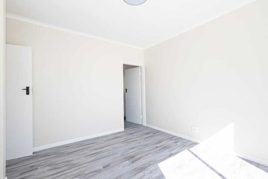 To Let 3 Bedroom Property for Rent in Morgenster Heights Western Cape